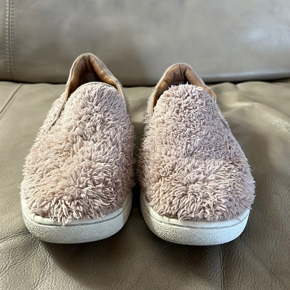 UGG Ricci Slip On Fuzzy Shoes - Picture 6 of 11